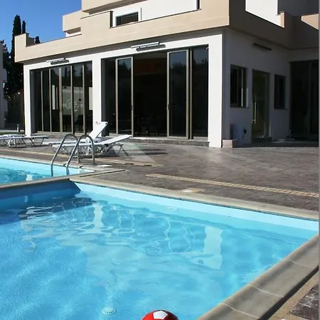 Ξενοδοχείο με διαμερίσματα Zeis Edo Luxury Τολό