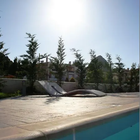 Ξενοδοχείο με διαμερίσματα Zeis Edo Luxury *