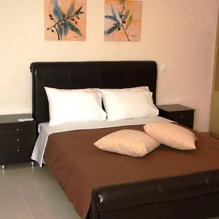 Zeis Edo Luxury Ξενοδοχείο με διαμερίσματα *