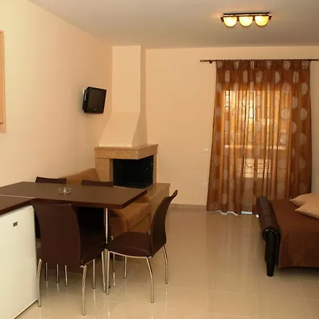 Zeis Edo Luxury Ξενοδοχείο με διαμερίσματα *