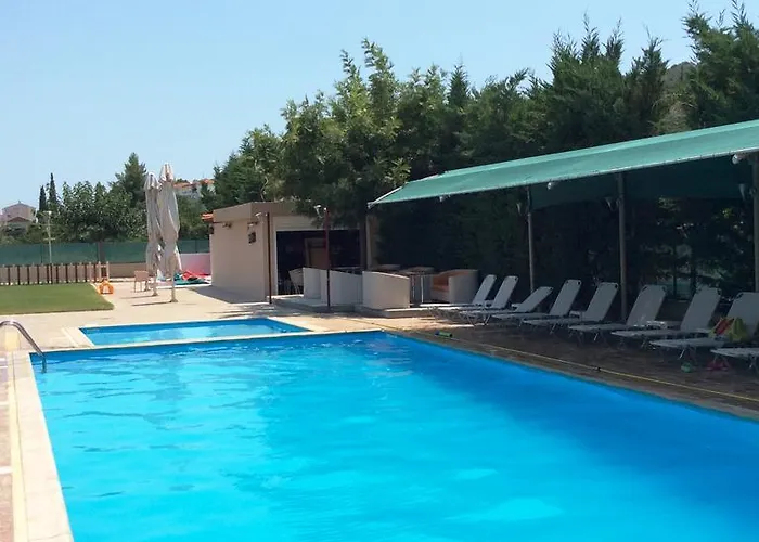 Apartahotel Zeis Edo Luxury Tolón