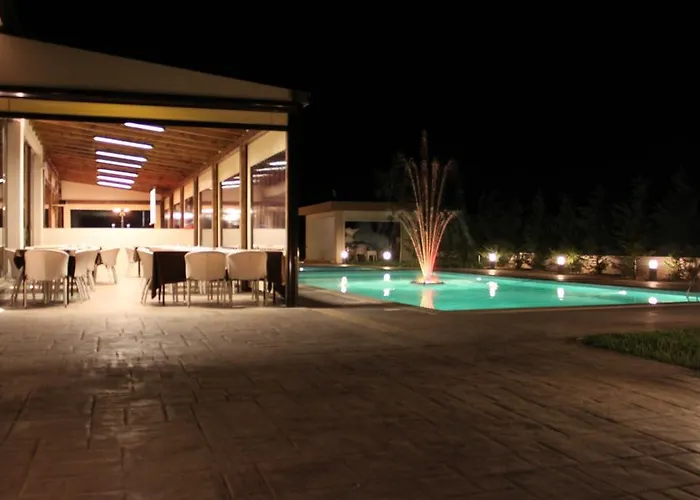 Apartahotel Zeis Edo Luxury Tolón