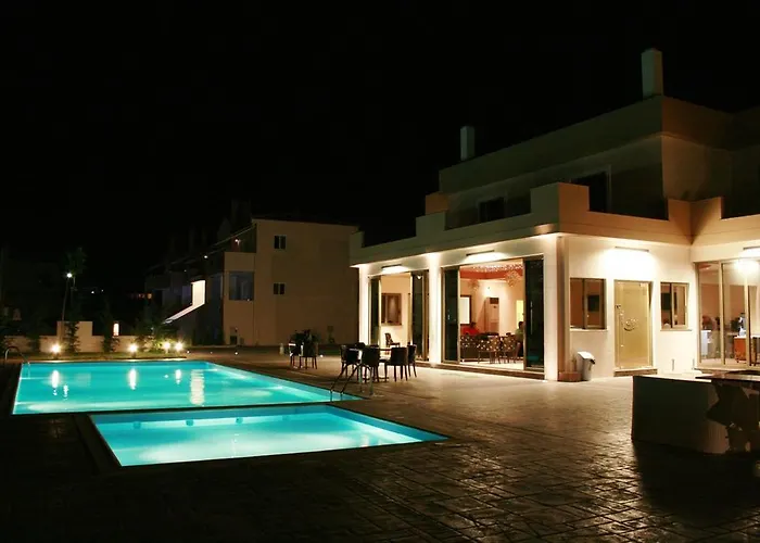Zeis Edo Luxury Apartahotel Tolón