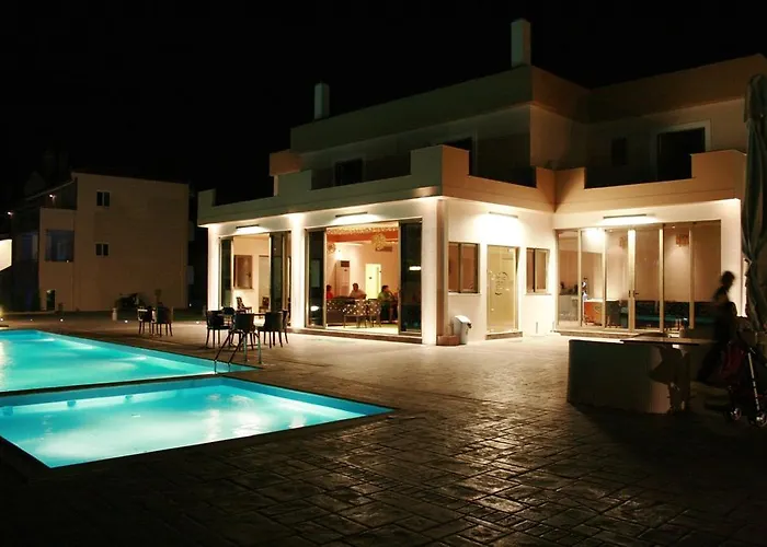 Apartahotel Zeis Edo Luxury Tolón