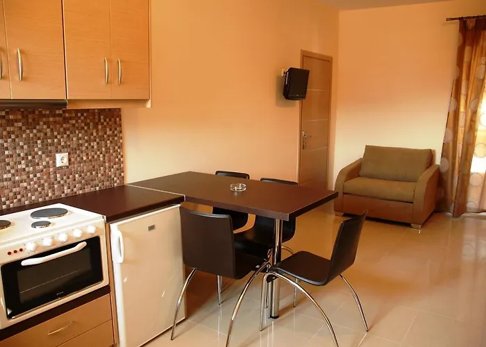 Zeis Edo Luxury Apartahotel
