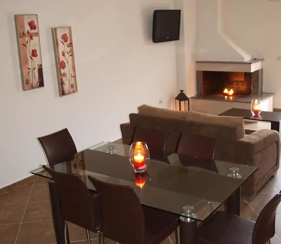 Zeis Edo Luxury 3* Tolón