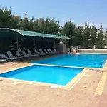 Zeis Edo Luxury Aparthotel 3*
