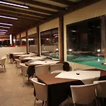 Zeis Edo Luxury 3* Tolo