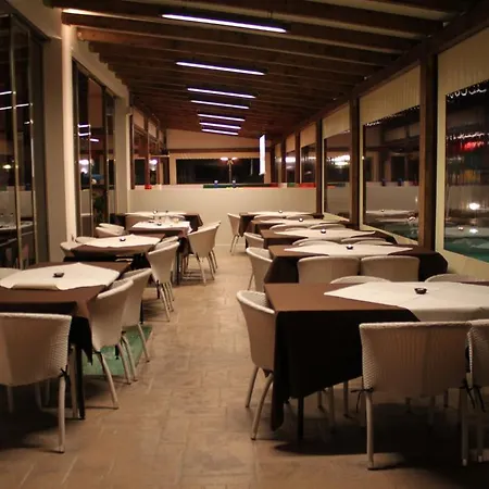 Zeis Edo Luxury Aparthotel