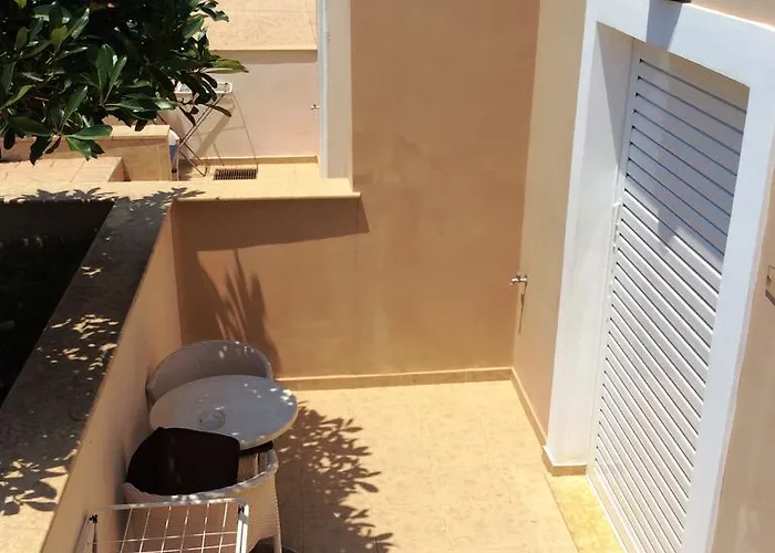 Zeis Edo Luxury מלון דירות