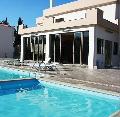 מלון דירות Zeis Edo Luxury 3*