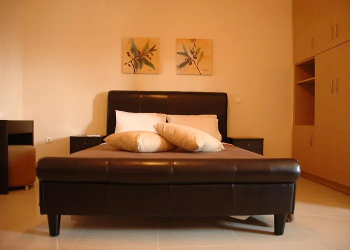 מלון דירות Zeis Edo Luxury טולון