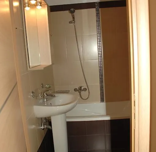 Zeis Edo Luxury 3* Tolón