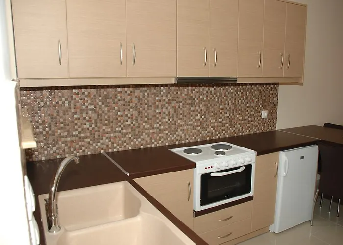 Zeis Edo Luxury 아파트호텔 Tolón